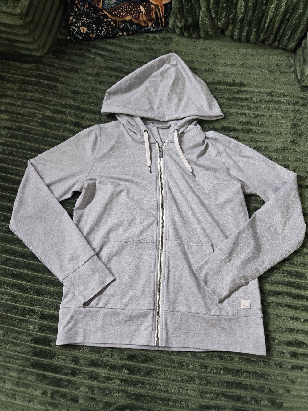 Vuori Women's Light Gray Zip-Up Hoodie Jacket